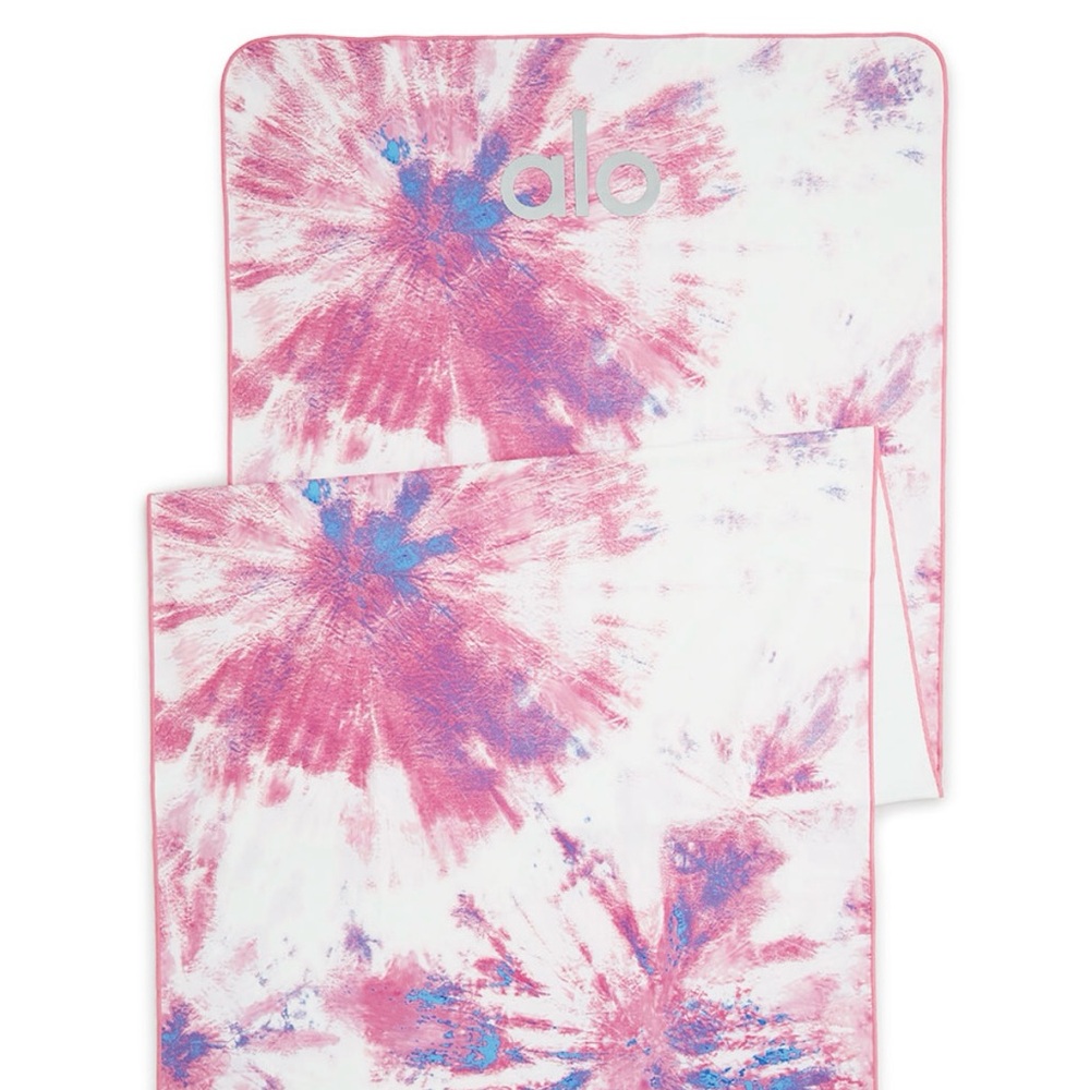 ALO Yoga Tie-Dye No-Slip Yoga Mat Towel, Hot Yoga Towel